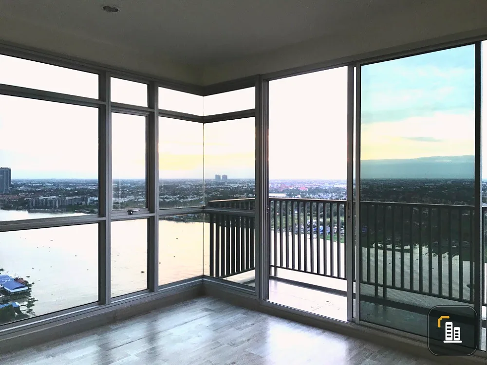 Condo for sale, Manor Sanambinnam, empty room, super wide, plus built-in kitchen The view of the river is very beautiful. can't reserve