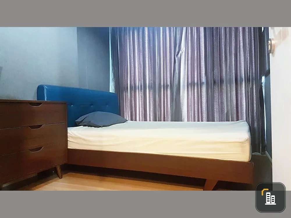 Urgent sale, The Base Chaengwattana, fully furnished. Ready to go The best corner next to the swimming pool. Hurry up.
