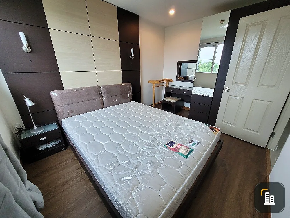 For sale, room size 43 sq.m., wall decoration, built-in wallpaper at Metro Park Sathorn, this is worth booking.
