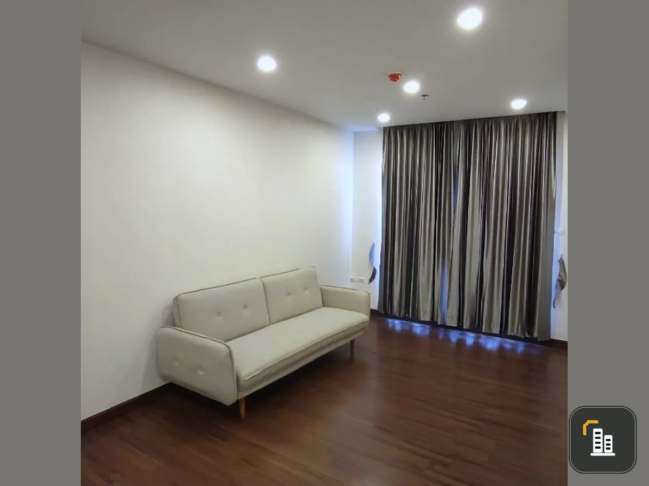 Condo for sale Supalai Lite Sathorn-Charoenrat, high floor, north, city view, central area, don't wait.