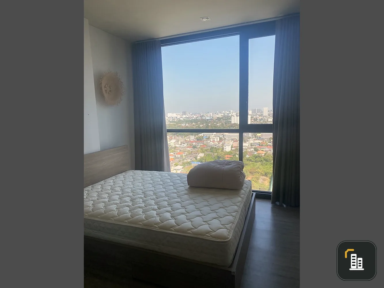 Sale The Line Wong Sawang, 25th floor, pool view. with built-in furniture throughout the room do not book, regret instead