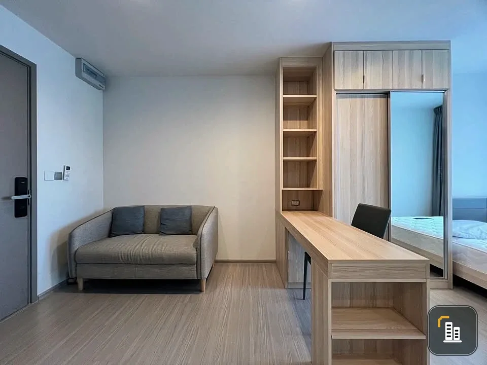 Condo for rent Life Asoke Hype, high floor, beautiful view, don't miss it.