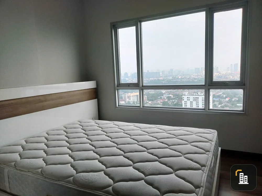 Condo for sale, Centric Tiwanon, 27th floor, has a high view, the room comes with full facilities. come in