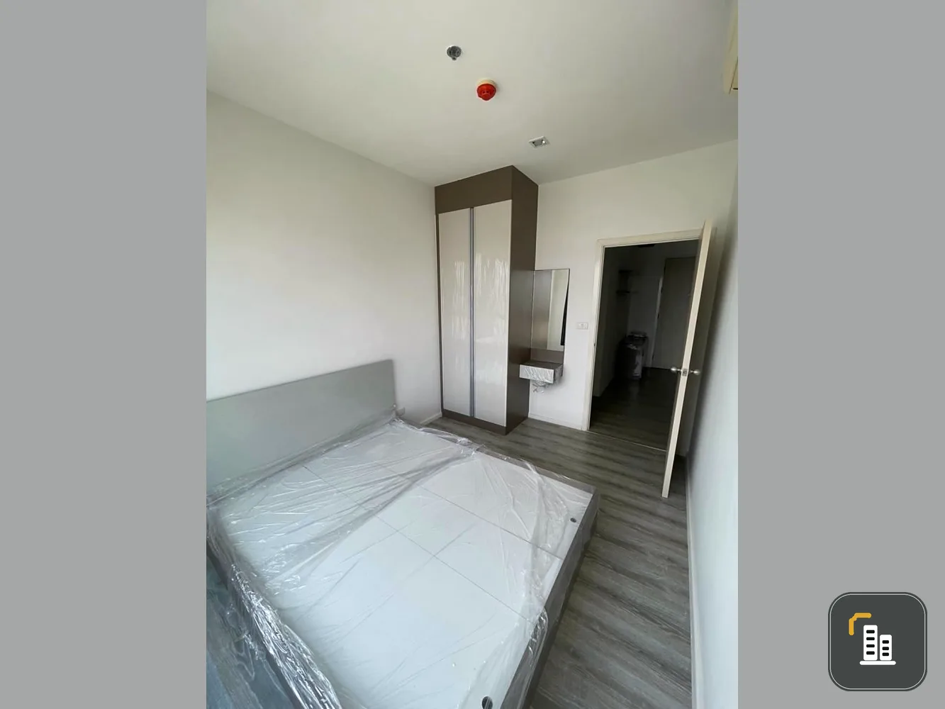Condo for sale / rent, Knightsbridge Sky River Ocean, new room, fully furnished, good location, near BTS, urgent!!