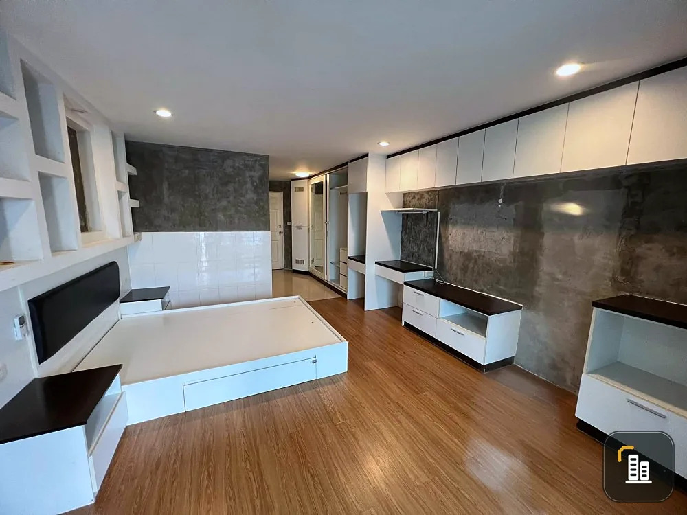 Sale Ratchada Prestige Ladprao 48, ready to move in. fully furnished Pets must be reserved.