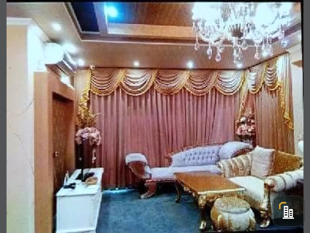 Urgent sale, Condo The Crest Phahonyothin 11, luxury room, 2 bedrooms, 2 bathrooms, ready to move in, good value for money, good investment, book now!!