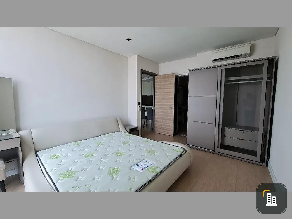 For Sale The Room Charoenkrung 30, prime location, corner room, can't miss it, book now!