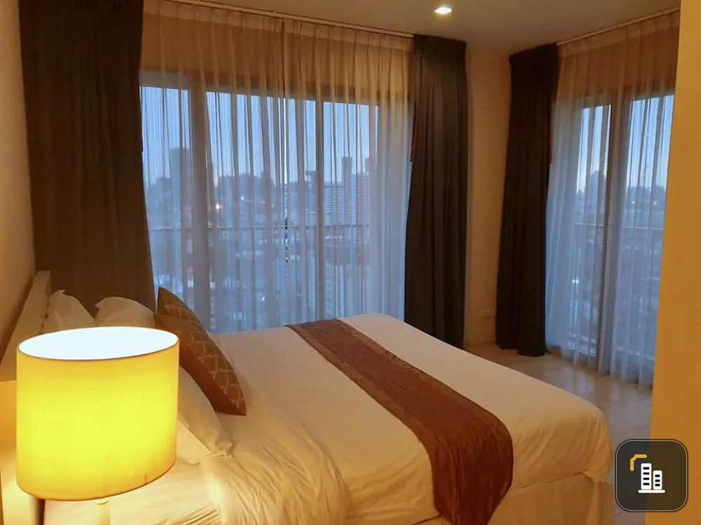 For rent, Noble Solo, big room, super nice, fully furnished, ready to move in, convenient to travel quickly