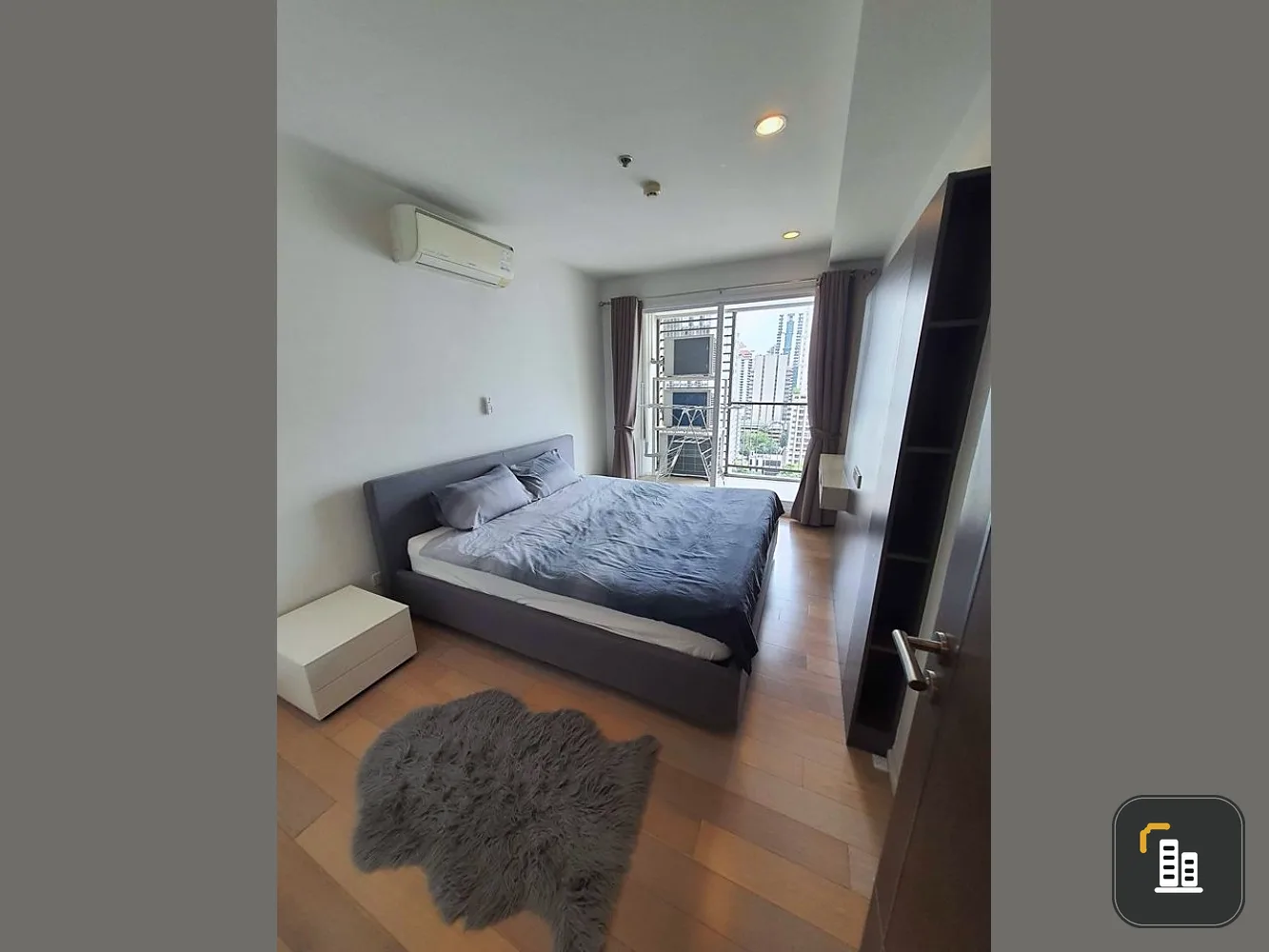 Condo for rent, 15 Sukhumvit Residences, beautiful room, fully furnished, can move in, near BTS, do not miss