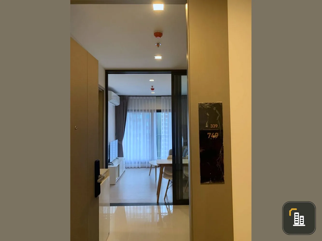 For rent!! Condo Life Asoke Hype, 26th floor, high floor, beautiful room, fully furnished, ready to move in. Don't miss it!!