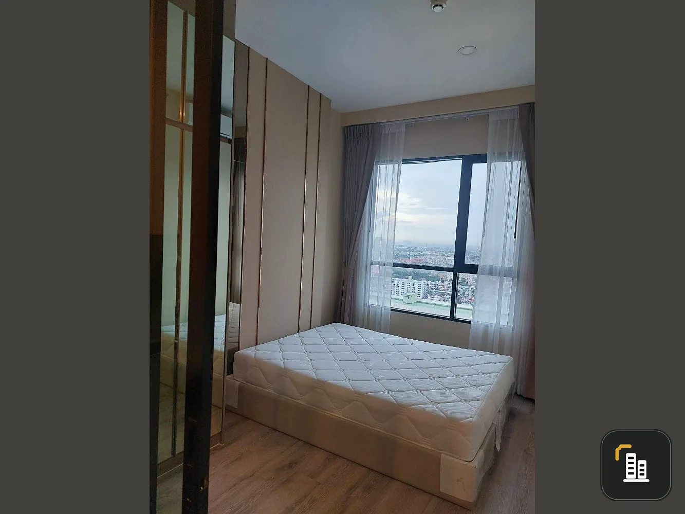 FOR RENT Condo Knightsbridge Collage Ramkhamhaeng Fully furnished, full electrical appliances do not book will regret