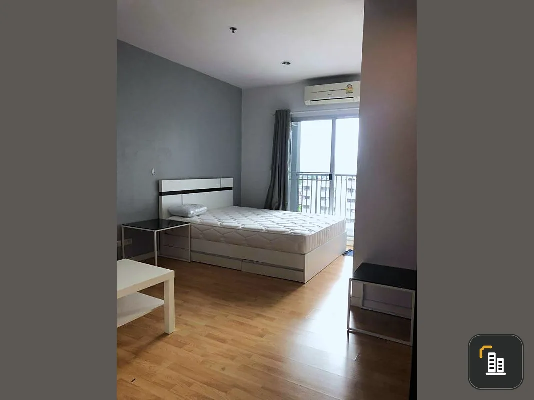 Condo for rent at Parkland Khae Rai-Ngamwongwan. The room is ready to move in. Pool view. So happy. Rent it now!!