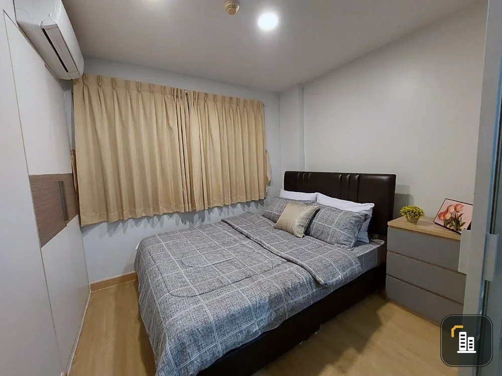 Quick sale Lumpini Condo Town Bang Khae. Condo is ready to move in. Good location, affordable price, convenient, complete in one place. Must be here.
