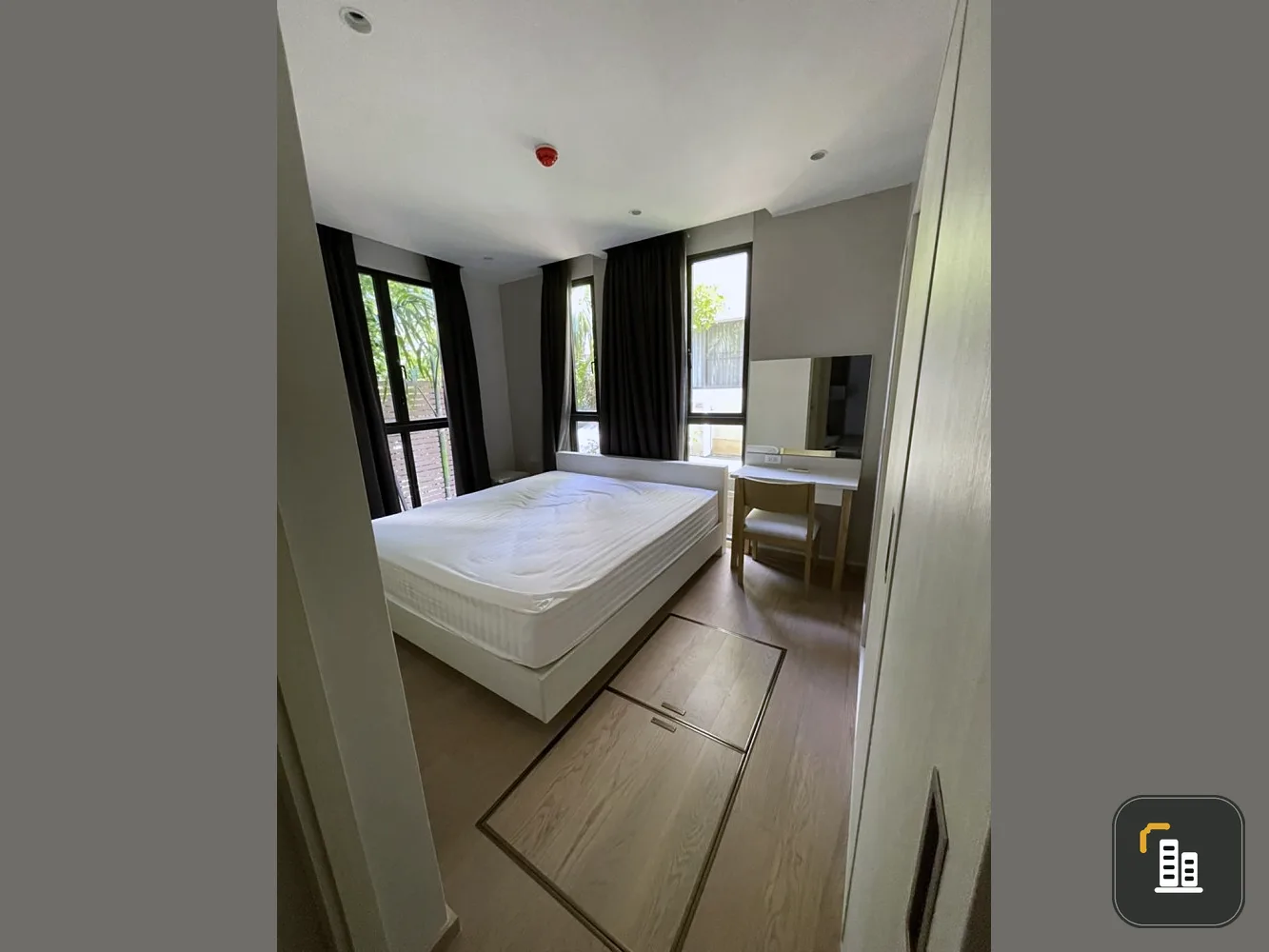 Condo for rent Runesu Thonglor 5, decorated in Japanese style, fully furnished, complete electrical appliances, convenient transportation, good location