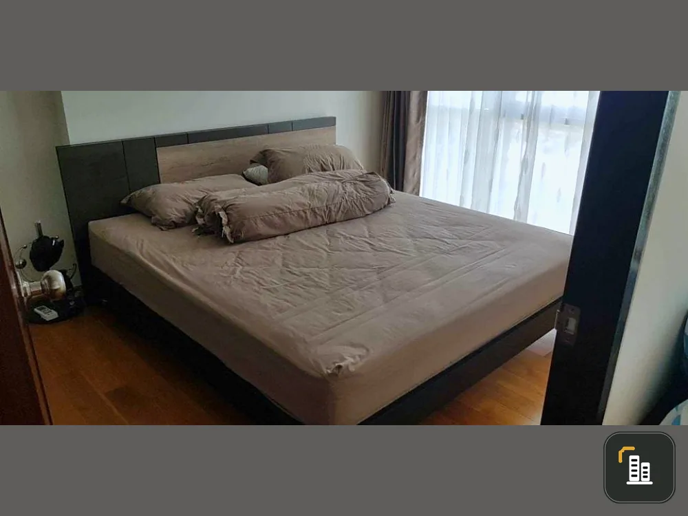 Selling cheap Abstract Phaholyothin Park furnished with Built in furniture, ready for you to move in immediately. Book now.