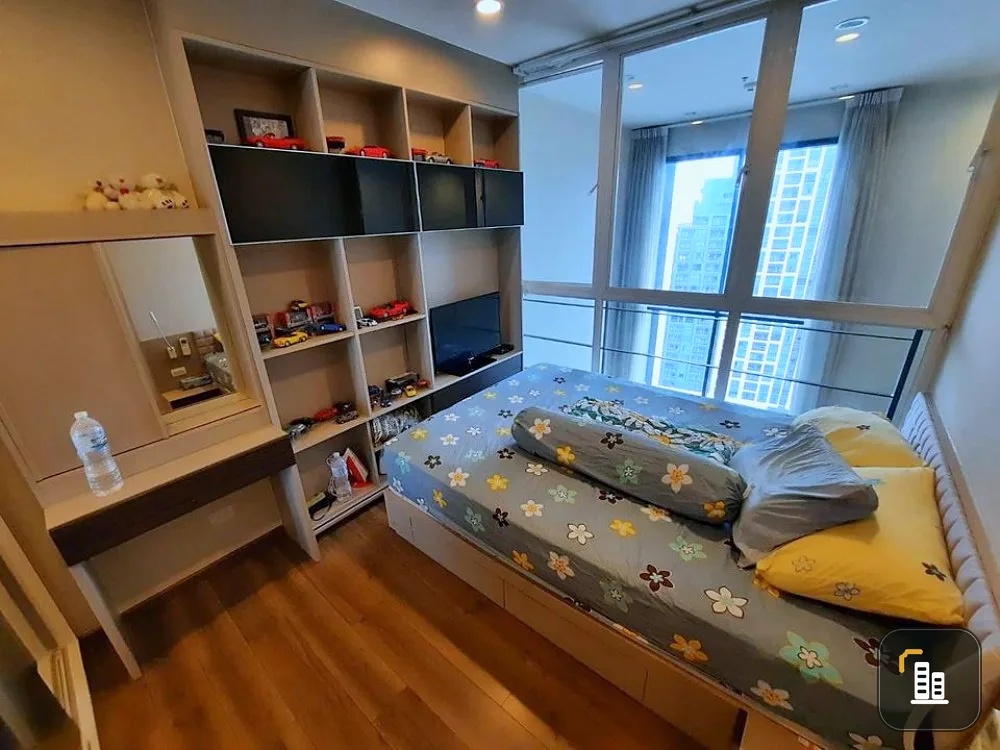 Condo for sale, Onyx Phahonyothin, Duplex room, north, high floor, good view, cheap price, hurry up to buy it before the room slips out of hand.