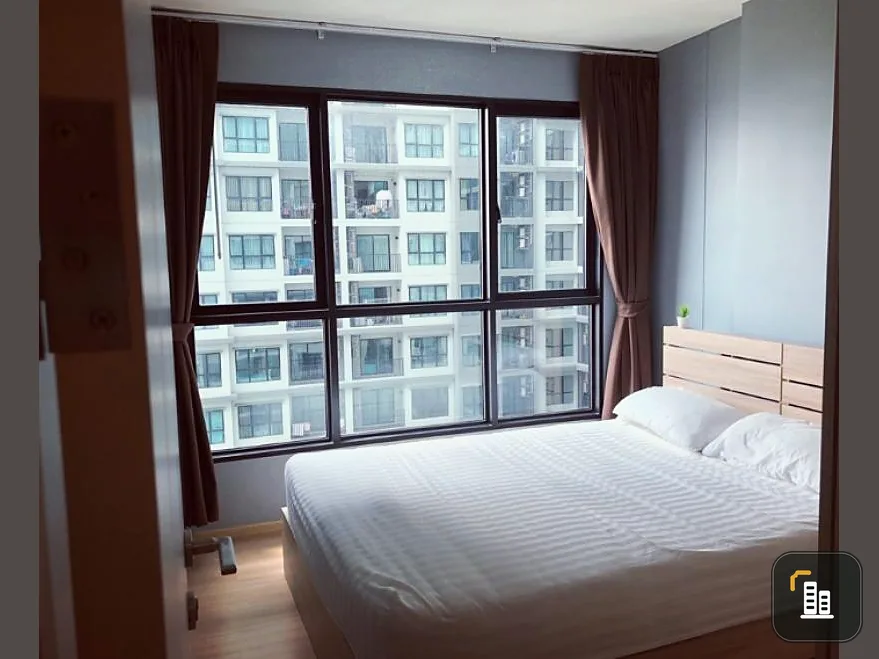 Selling The BASE Chaengwattana, the hottest condo, beautiful room, 1 bedroom, great view, ready to move in. Book now, don't miss it.