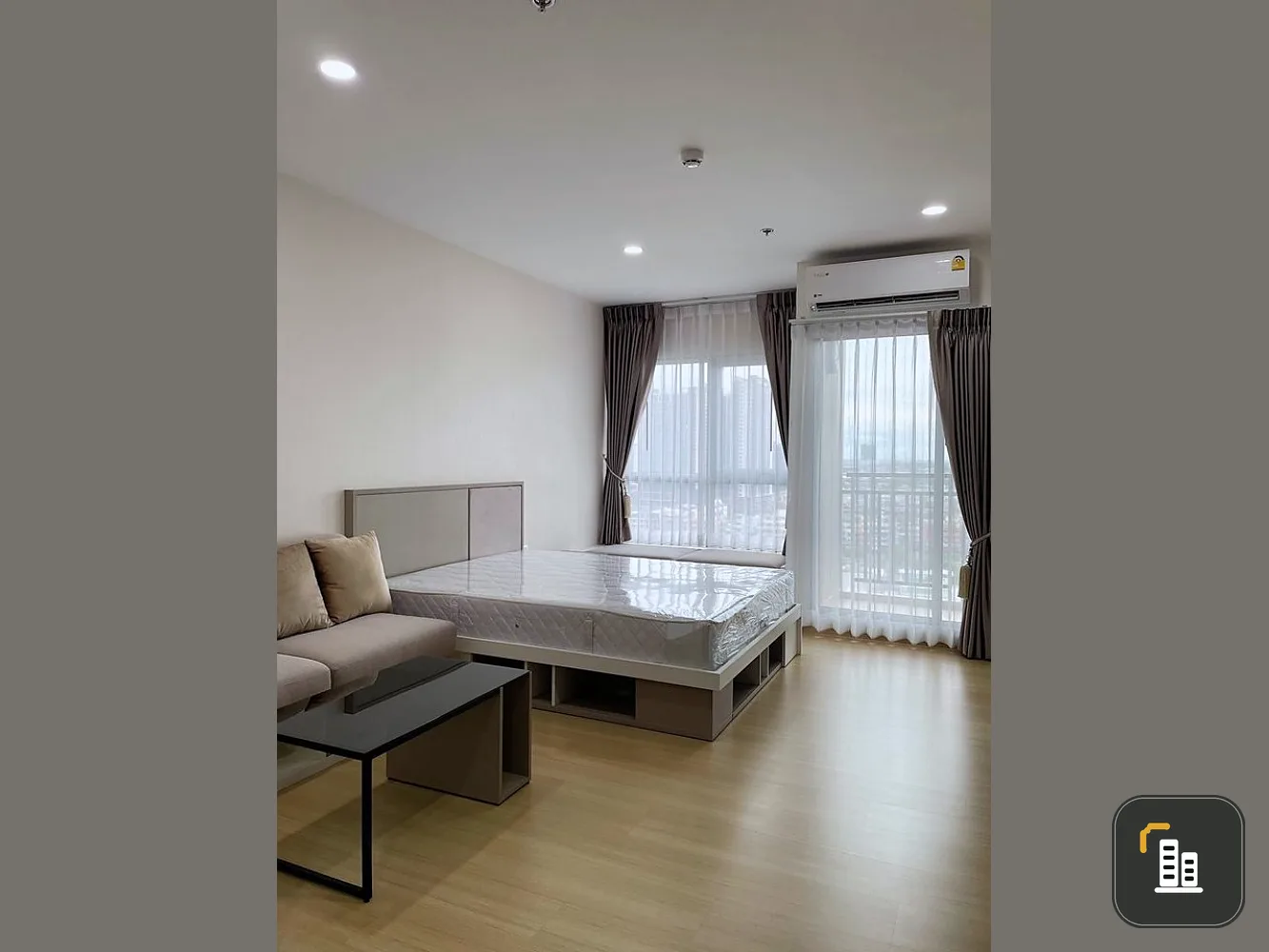 For rent, Supalai Veranda, Phasi Charoen Station, new room, high floor, beautiful city view, fully furnished, book quickly.