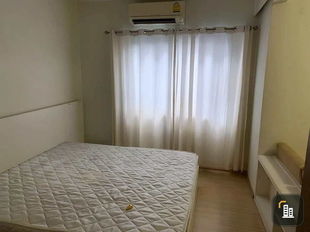 For sale A Space Asoke-Ratchada, wide room, high floor, pool view, special price, you can reserve first, don't miss it.