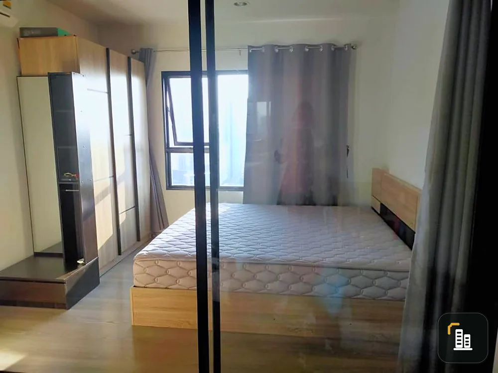 Sell Aspire Sathorn-Taksin, ready to move in. complete set of amenities Prepare your bags and move in.