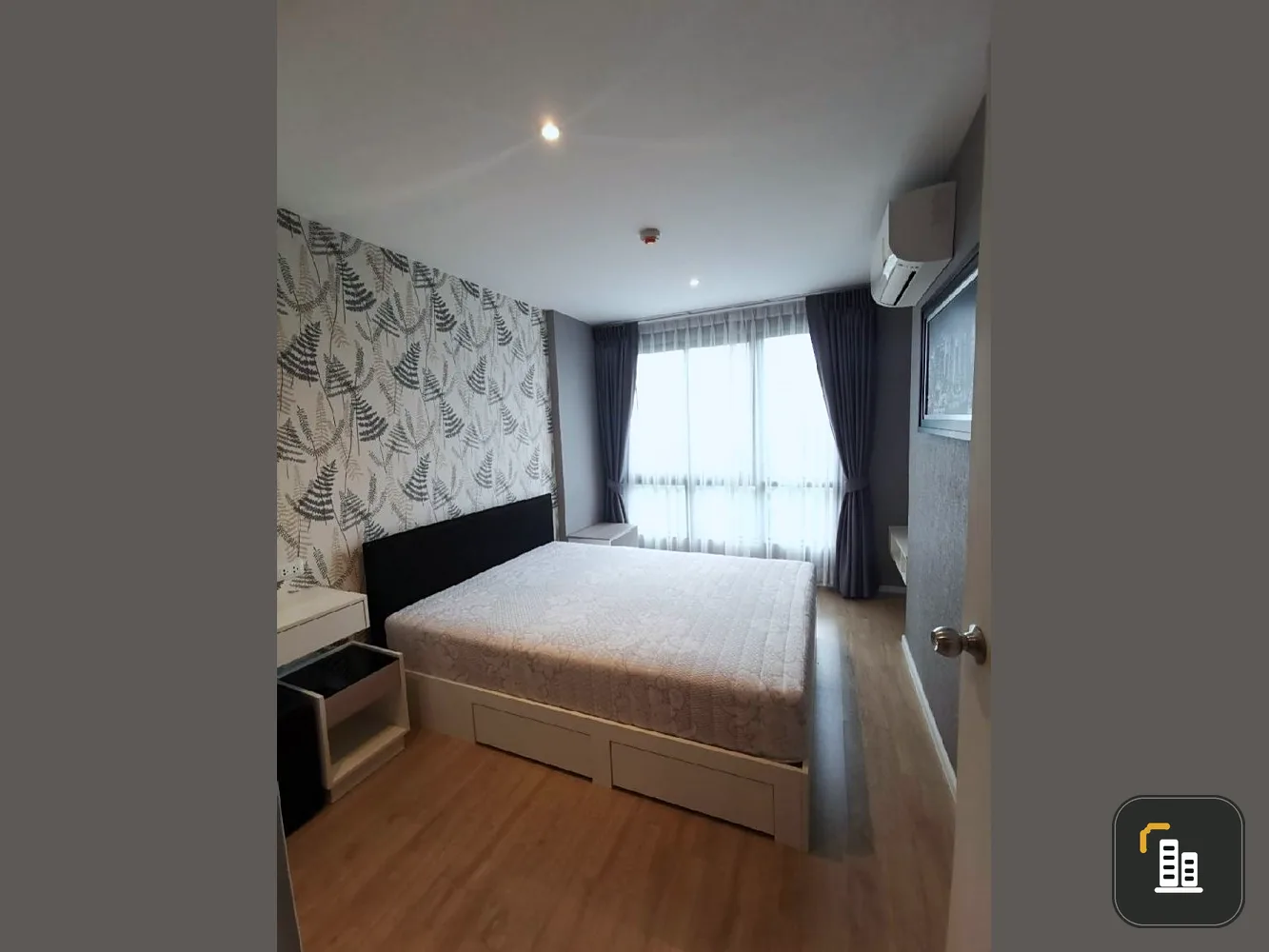 Quick sell!! Icondo Serithai Green Space, beautiful room, very new room, 4th floor, building B, pool view, book now!!