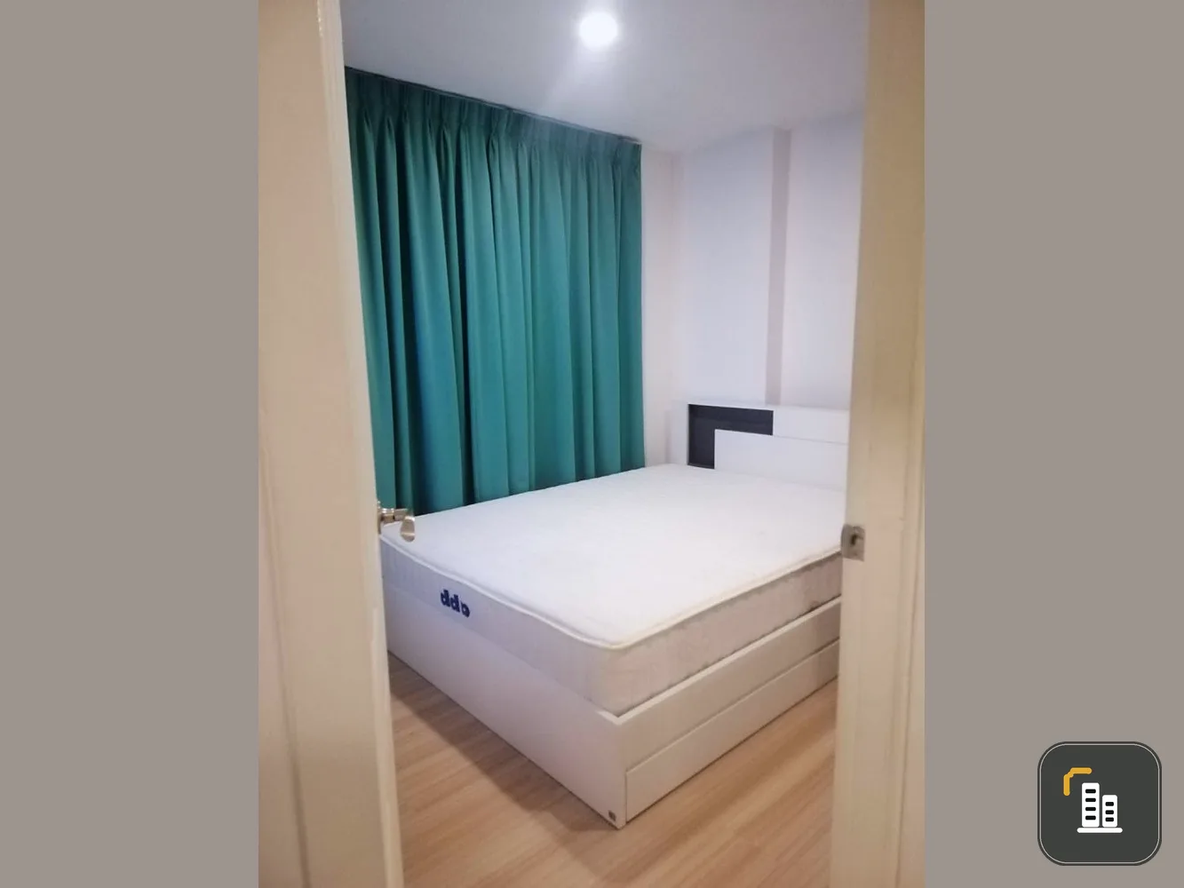 Condo for sale, Chateau in Town, Sukhumvit 64/1, fully furnished. And electrical appliances near the train urgently!!