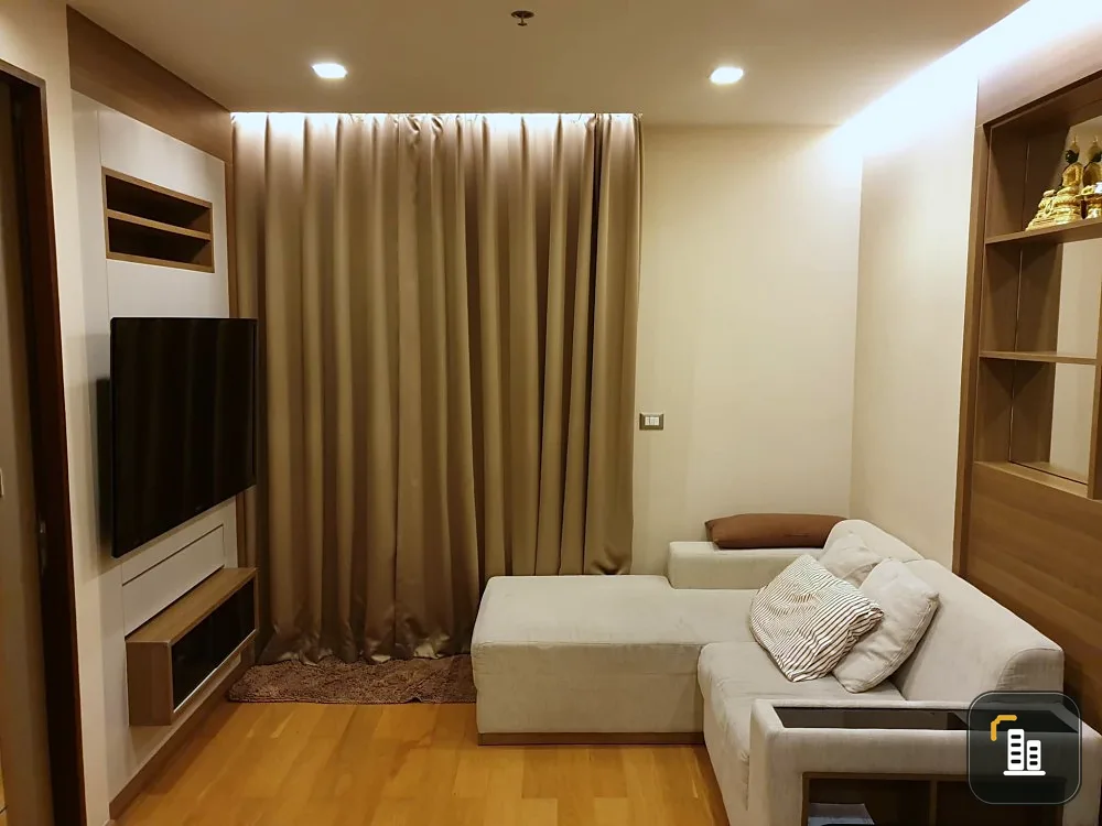 For rent, the address asoke, 2 bedrooms, 2 bathrooms, size 66 sq.m., beautiful built-in, suitable height, come and book now.