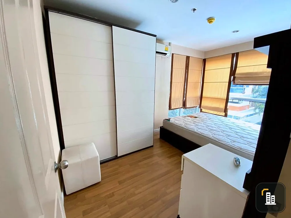 Condo for sale, Metro Park Sathorn, 2 bedrooms, 1 bathroom, Phase 2/2, Building M, 3rd floor, has a beautiful pool view. Must reserve