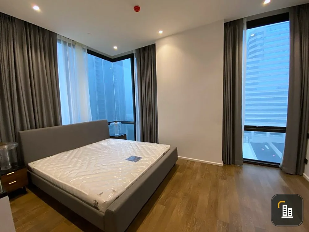Condo for rent munique langsuan city view Lumpini view fully furnished Ready to move in. Urgent!!