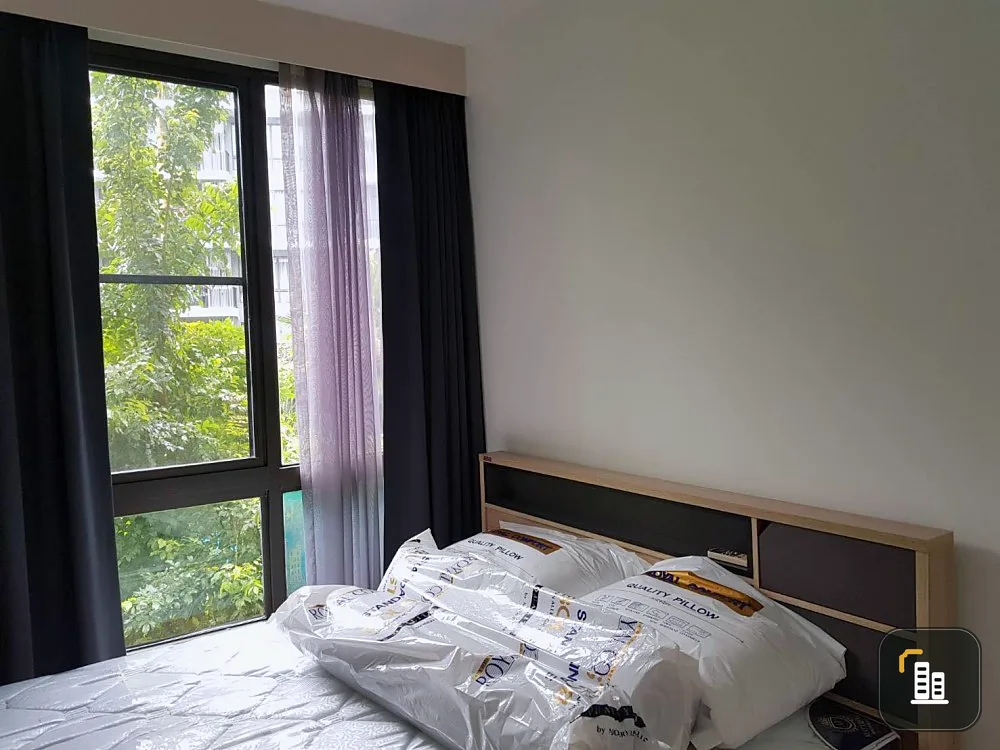 For rent ,Sale!! Icondo Sukhumvit 103, 3rd floor, pool view Buying and investing is worth it. Hurry up to reserve!!