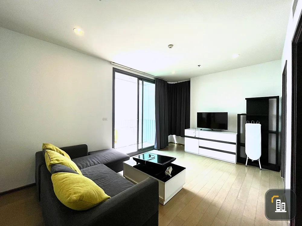 For rent, Pine by Sansiri, 2 bedrooms, 2 bathrooms, size 67 sqm., fully furnished, high view, don't wait, book now.