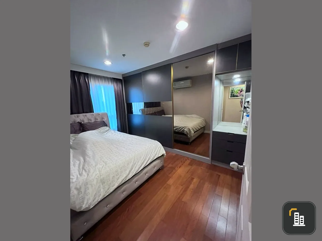 Condo for sale, Belle Grand Rama 9, 29th floor, beautiful view, 2 bedrooms, 2 bathrooms, well decorated, ready to move in. Don't miss it!