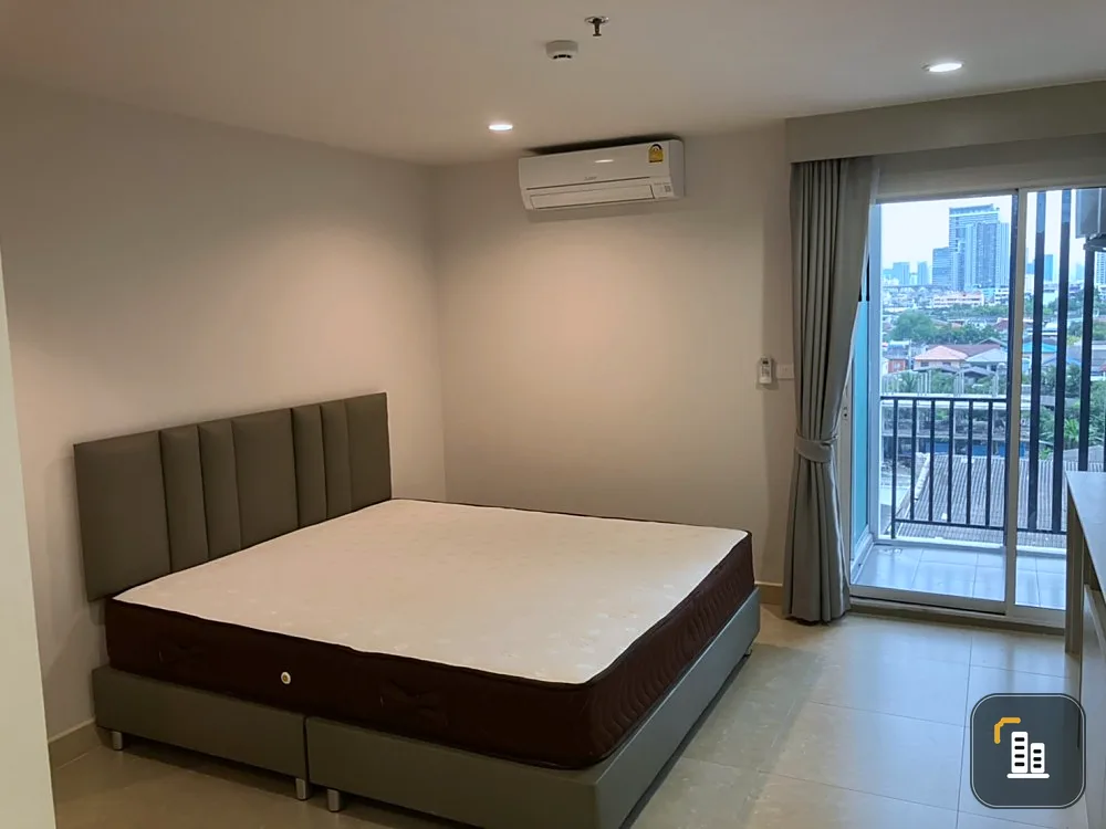 Condo for sale, Regent Home Bangson, Phase 2, spacious combo room, fully built-in furniture I can't reserve this minute.