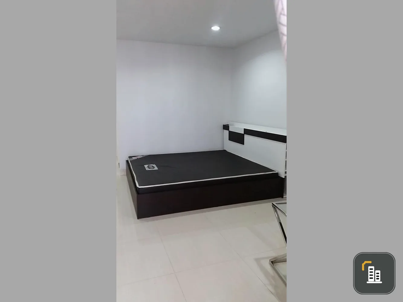 Sale Regent Home 15 Chaengwattana, high floor, good condition. Pool view Full facilities. Book now. Hurry up.