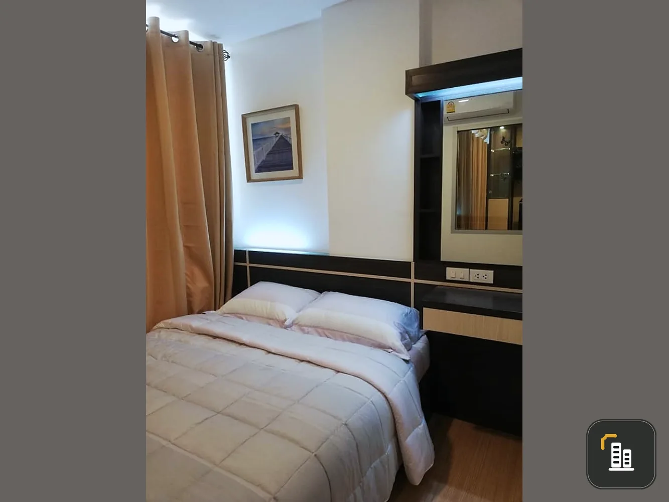 For rent J Condo Rama 2, built-in furniture, ready to move in, good location, convenient transportation, near the mall, hurry to reserve before it's gone!