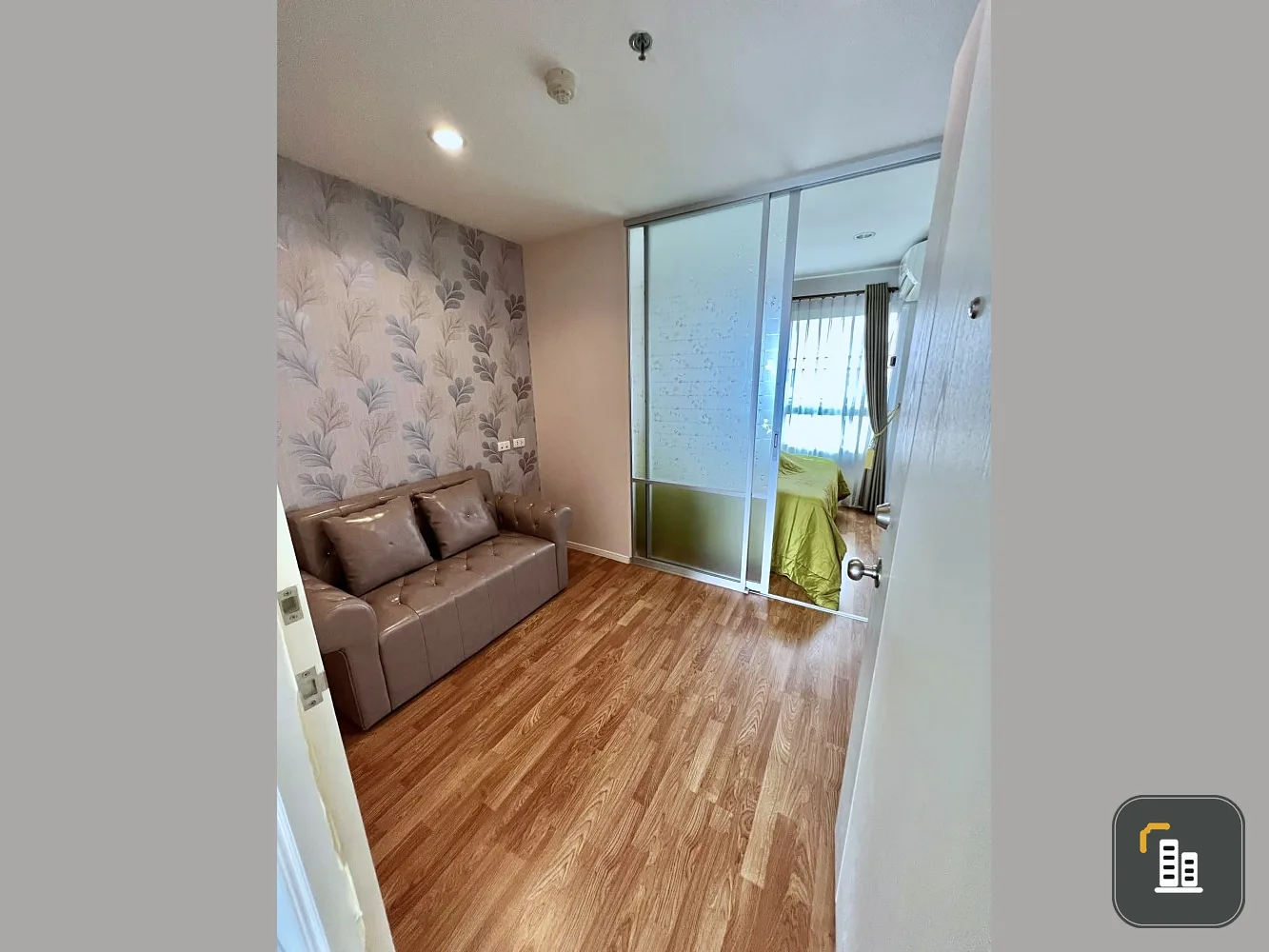 For sale, Lumpini Park Petchkasem 98, fully furnished, ready to move in, convenient to travel, near the BTS.