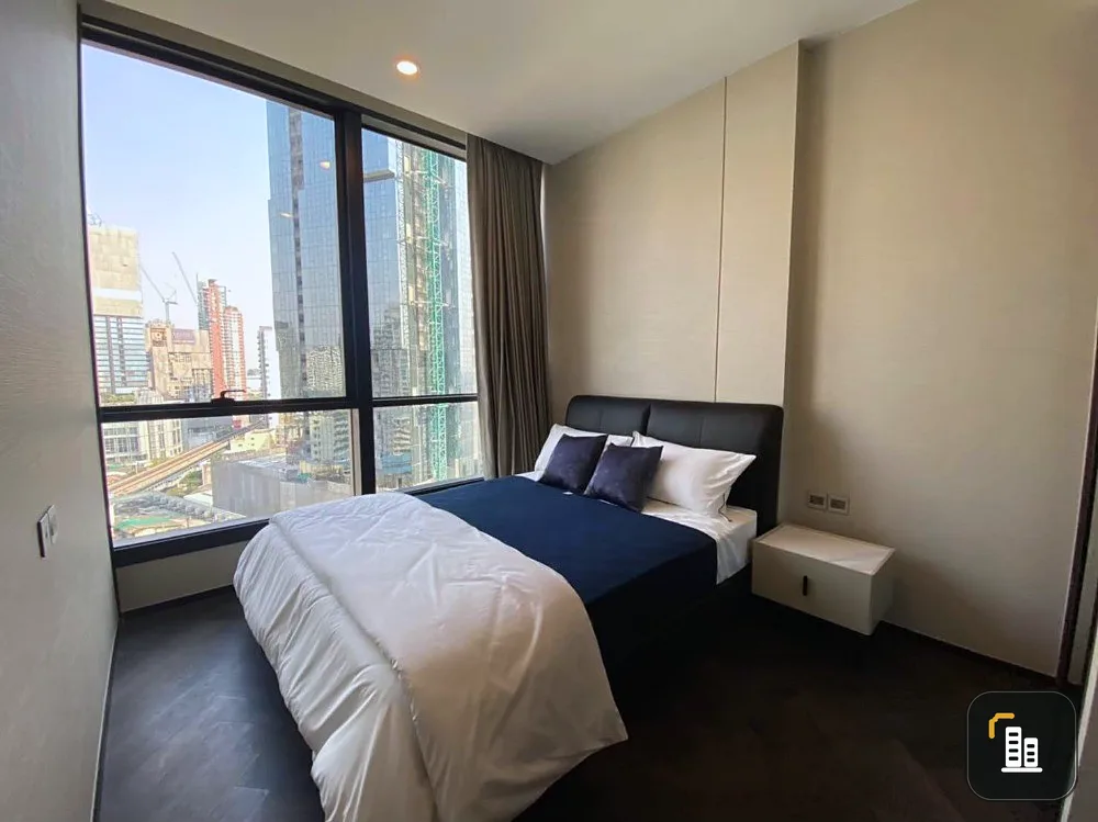 Condo for rent, Celes Asoke, high floor, good view, fully furnished, good location, convenient transportation, hurry and book now.