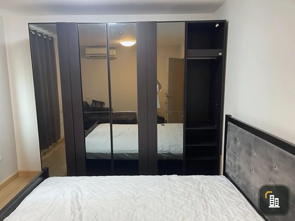 Quick sale!! Smart Watcharaphon Condo, 5th floor, beautiful room, fully furnished. Ready to move in immediately. Hurry up to reserve!!