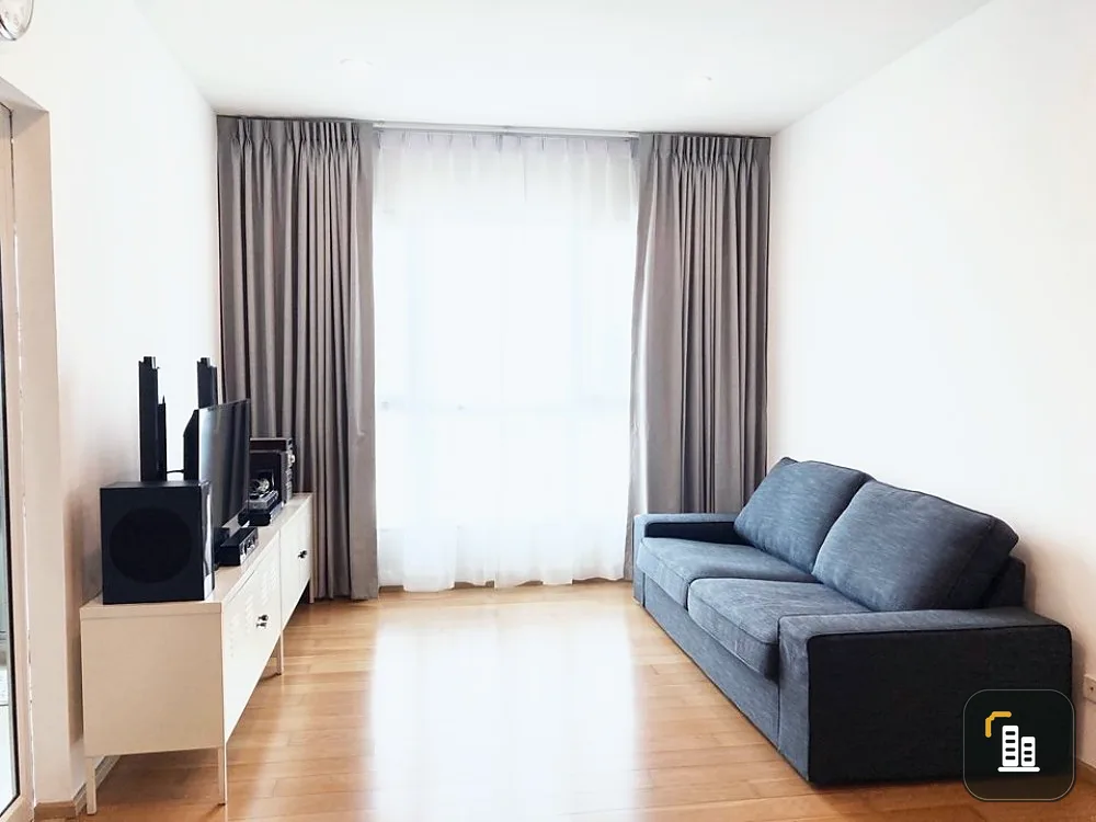 Condo for sale, Hive @ Sathorn, large room, special size sofa fully furnished Quiet, private, book now.