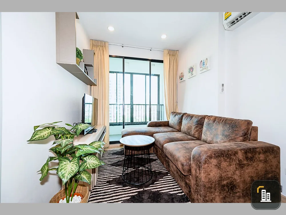 Sell IDEO SATHORN-THAPRA Pool view fully furnished room It's worth living by yourself or renting out. Book quickly.