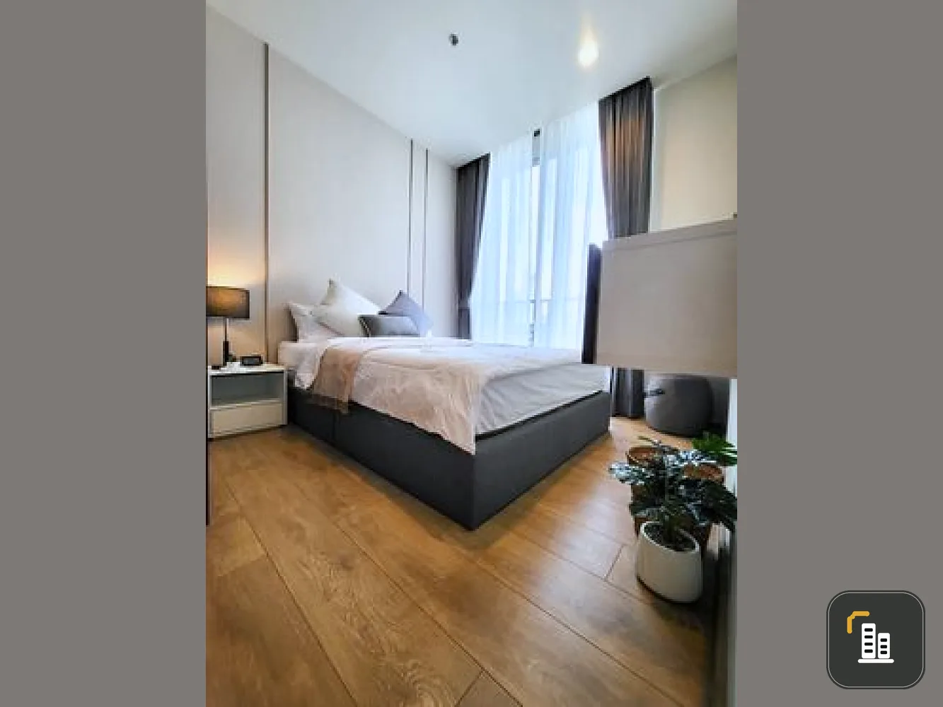 For sale Condo Noble Around Sukhumvit 33, 5th floor, fully furnished. Ready to move in immediately, don't miss it!!
