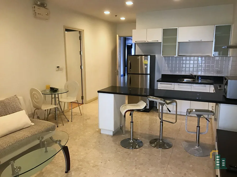 Condo for rent at Nusasiri Grand, large room, unblocked view, condo connected to BTS Ekkamai, can't miss it