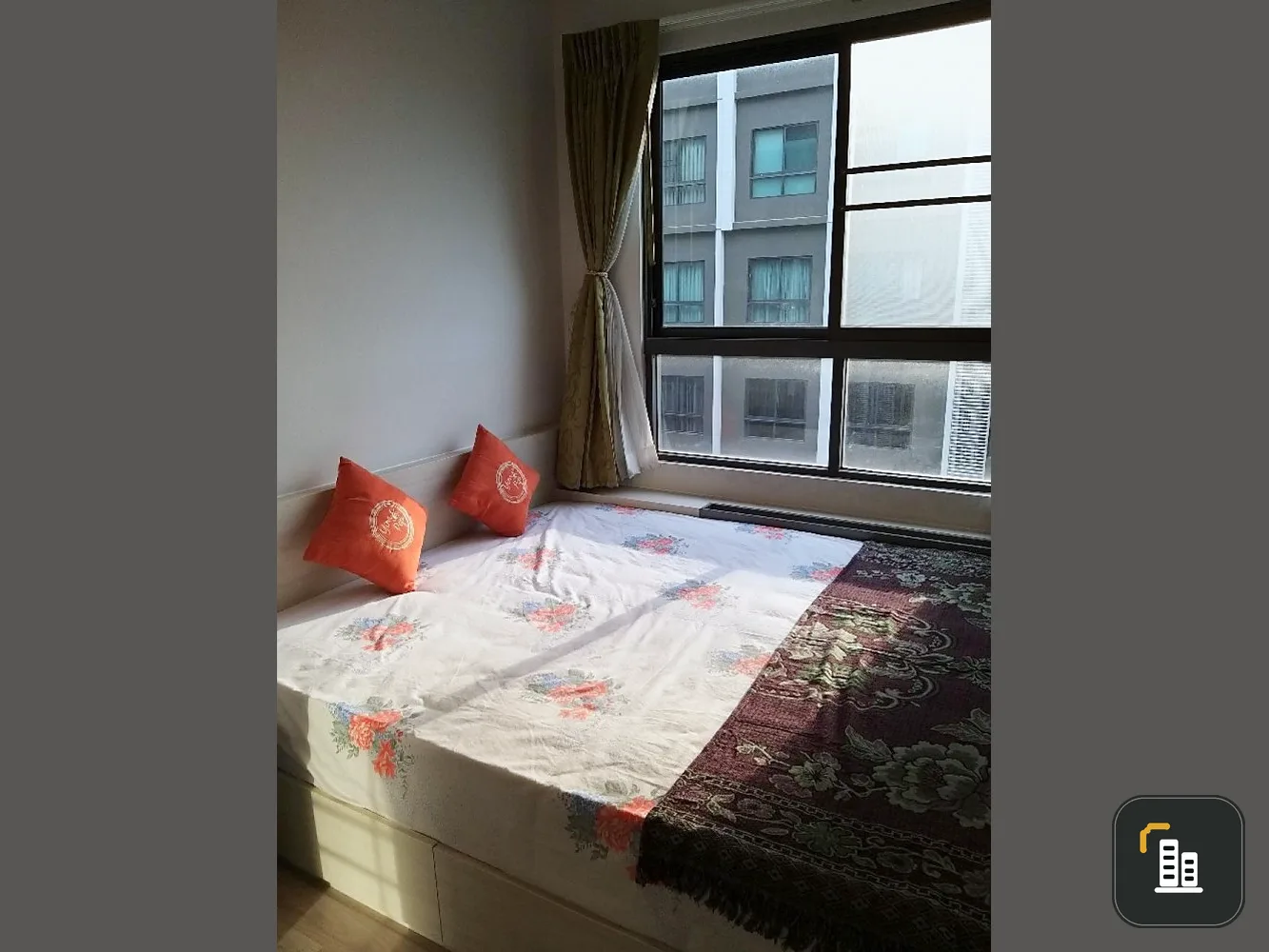 Condo for sale East 2 Rama 2, good location, convenient transportation, can't miss it, book now!