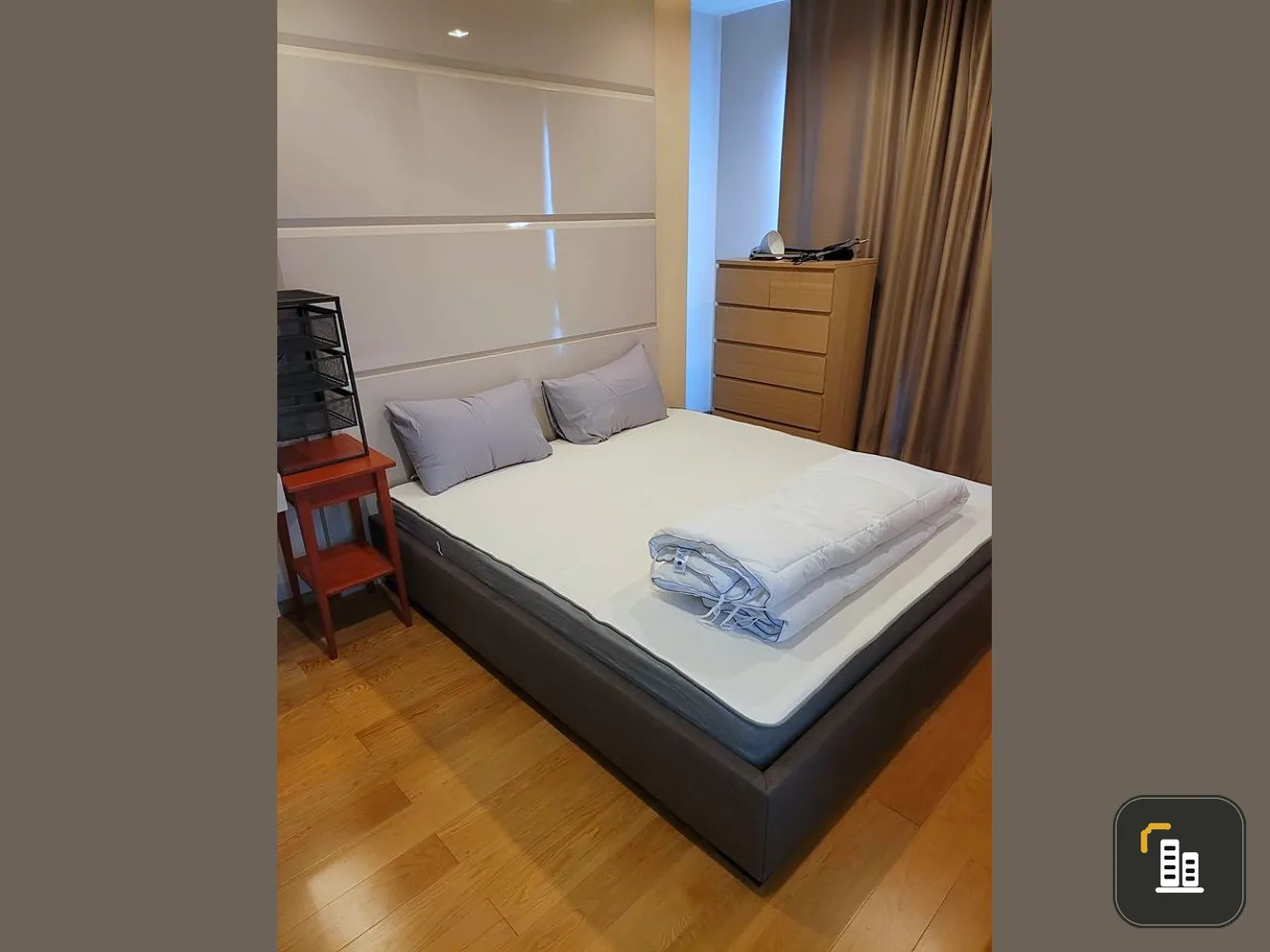 For rent!! Condo The Address Sathorn, high floor, beautiful view, fully furnished. Ready to move in immediately, don't miss it!!