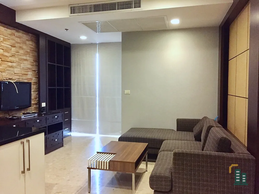 Condo for rent at Nusasiri Grand, a condo connected to BTS Ekkamai, centrally located, fully furnished Can't miss it