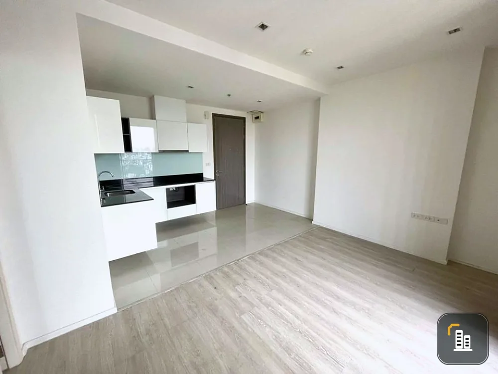 Condo for sale Quinn Ratchada 17, empty room, high floor, unblocked view, no crowded room, book now before you miss it