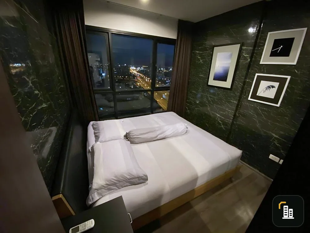 Condo for rent, The Base Park West, south facing room, expressway view, city view and Bang Krachao, don't miss it!!