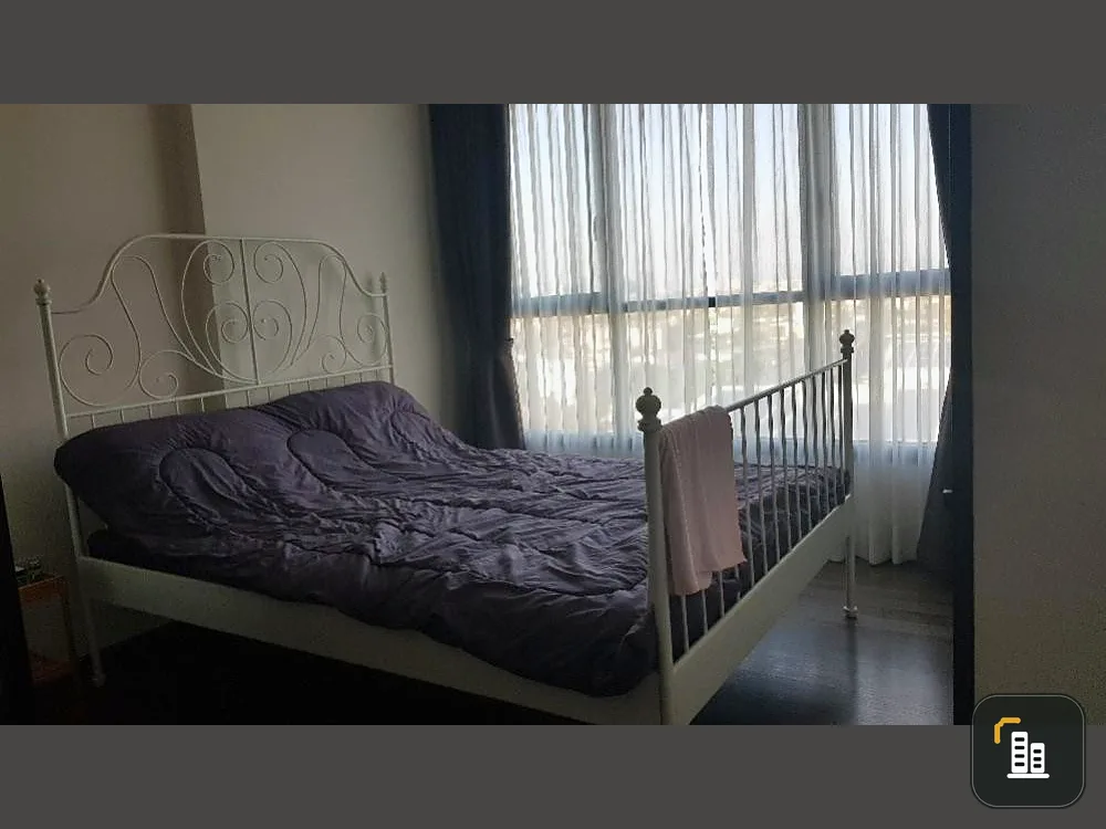 Condo for rent, The Base Park East, convenient transportation, central location Can't miss it