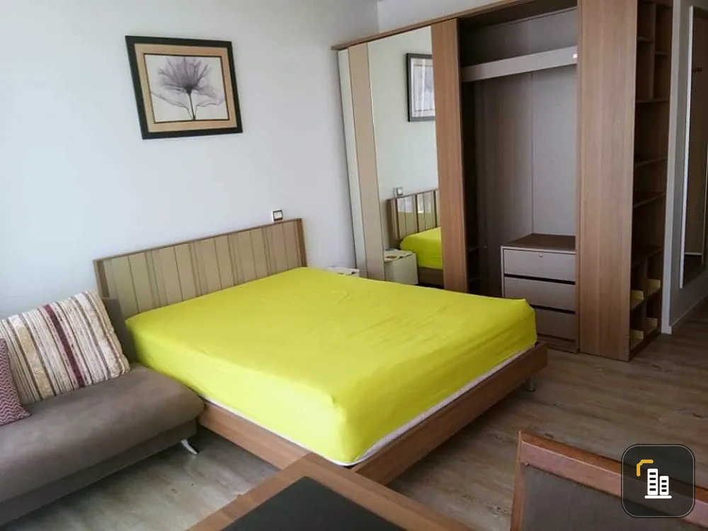 Sell/rent, The Issara Condo, Ladprao, built-in furniture, good wood pattern, high floor, beautiful view, good price, book now.
