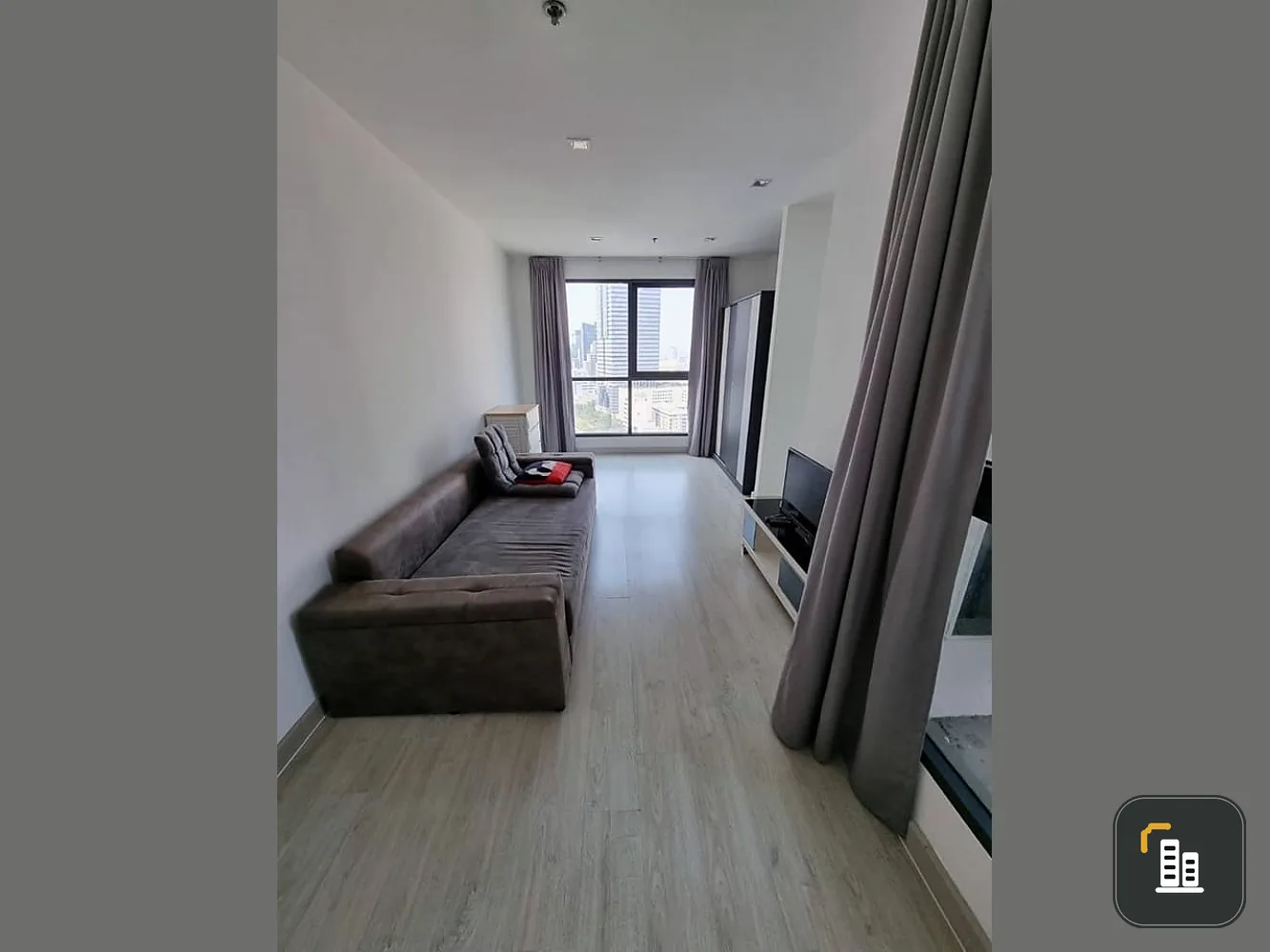 For rent!! Condo Ideo Mobi Sathorn-Taksin, 21st floor, corner room, fully furnished, ready to move in. Don't miss it, book now!!